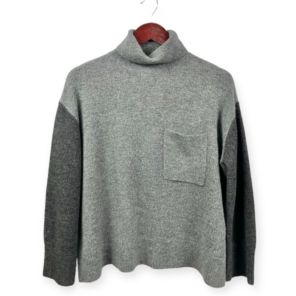 Oak + Fort Contrast Wool Blend Turtleneck Sweater, size S